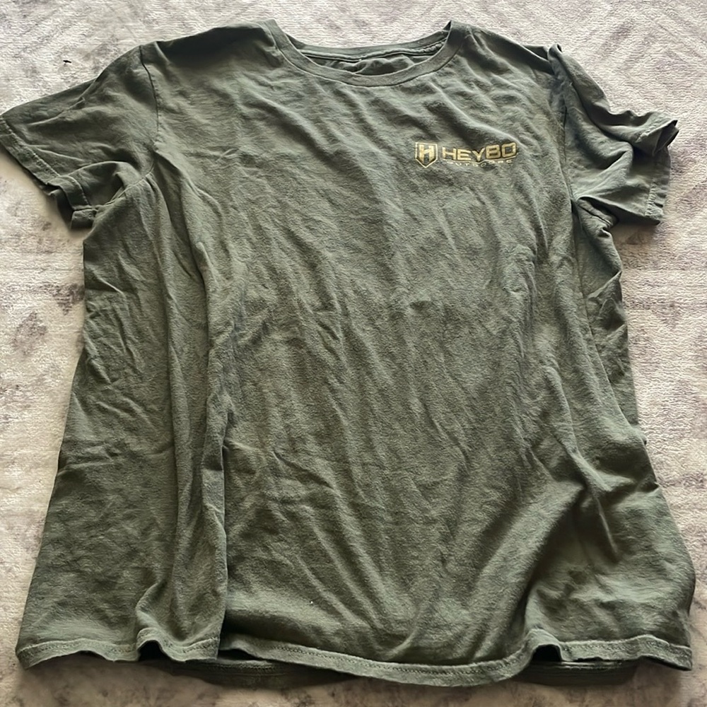 Medium green HEYBO T shirts with dog and duck picture on back